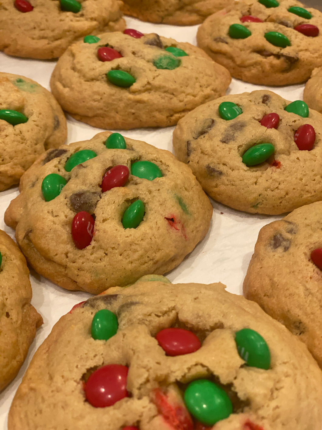 Christmas M&M and Chocolate Chip Cookies